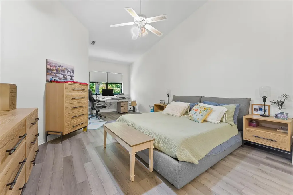 1714 Starling Drive Sarasota FL 34231