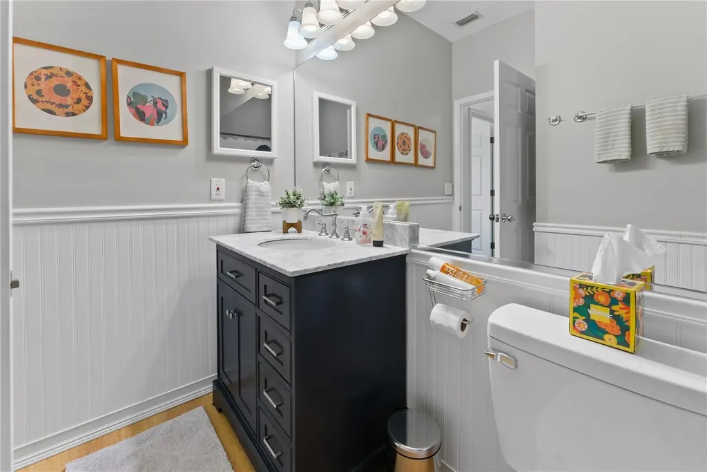 1714 Starling Drive Sarasota FL 34231