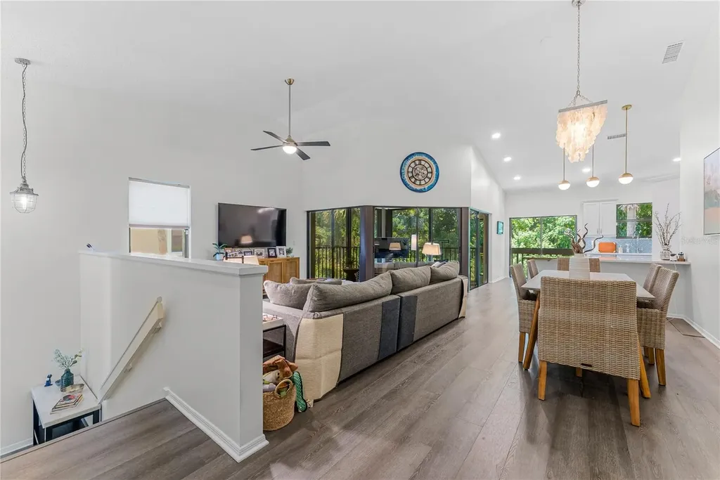 1714 Starling Drive Sarasota FL 34231