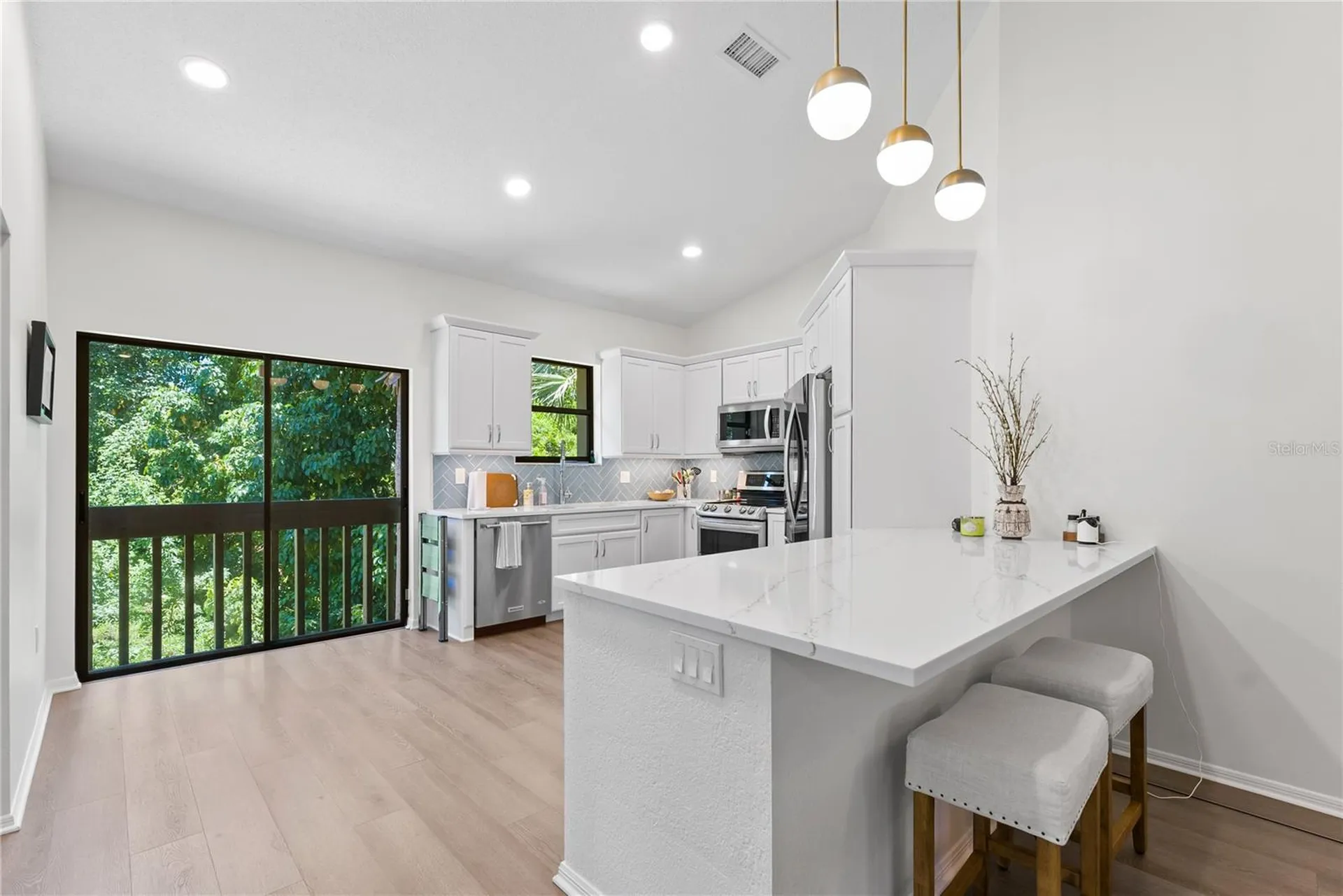 1714 Starling Drive Sarasota FL 34231