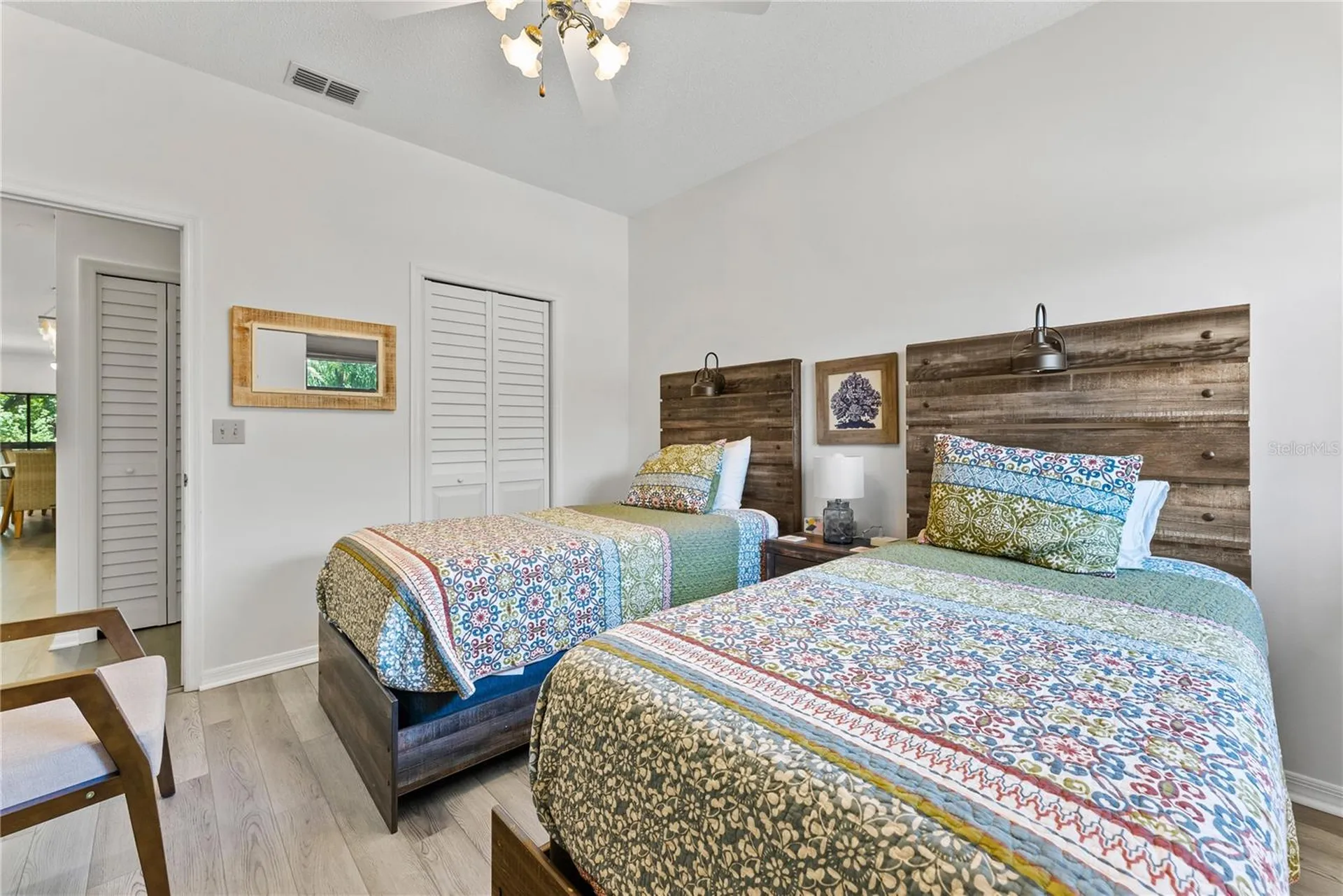1714 Starling Drive Sarasota FL 34231