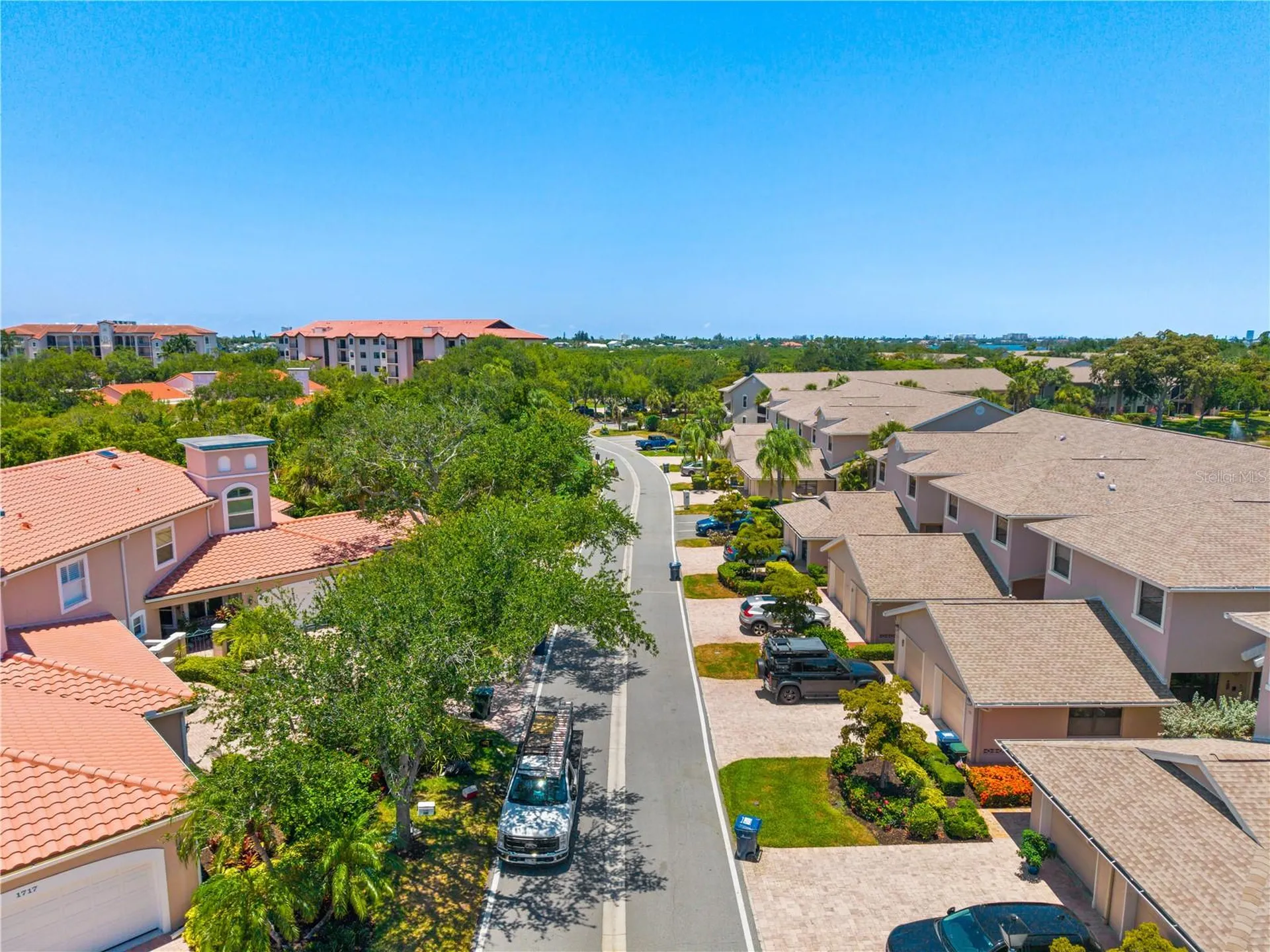 1714 Starling Drive Sarasota FL 34231