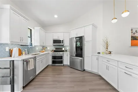 1714 Starling Drive Sarasota FL 34231