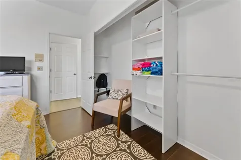 1714 Starling Drive Sarasota FL 34231