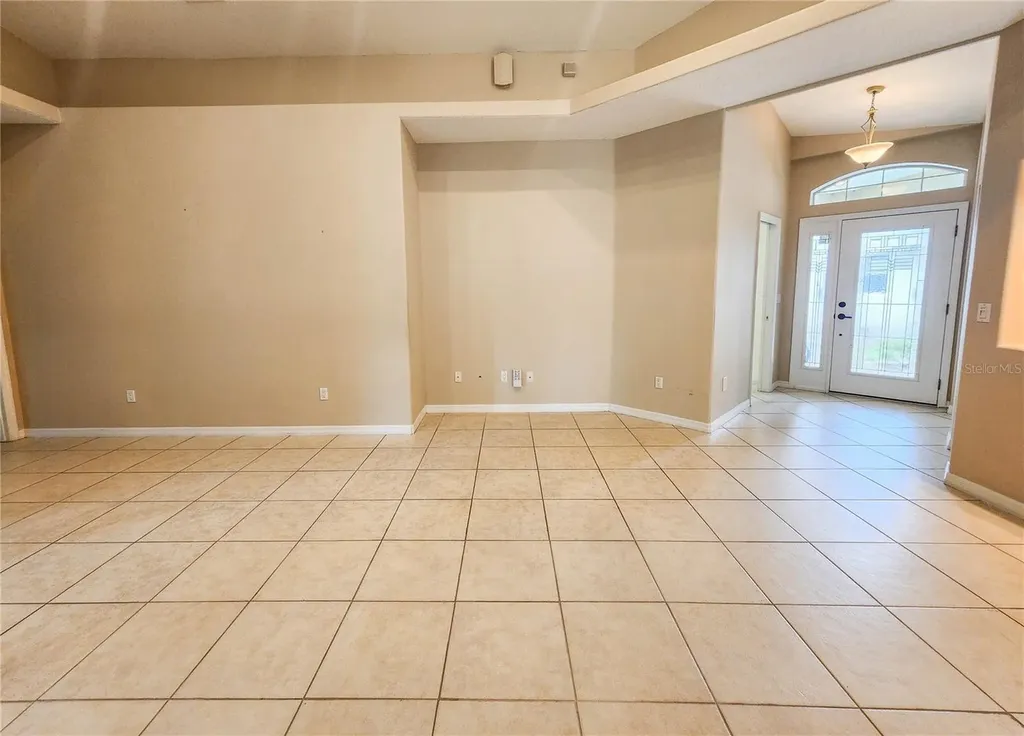 44 Crosstie Court Palm Coast FL 32137