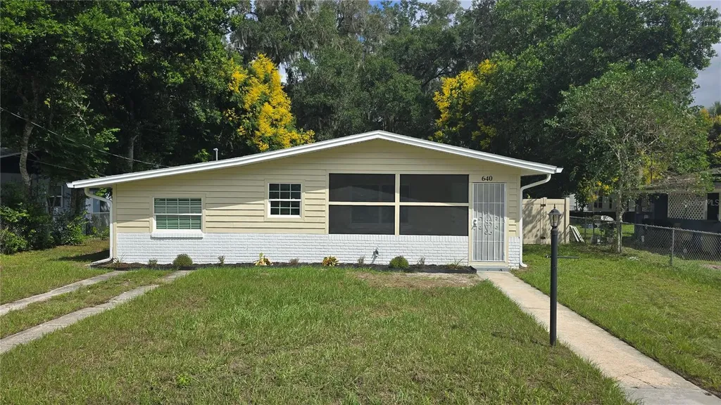 640 N Orange Avenue Orange City FL 32763