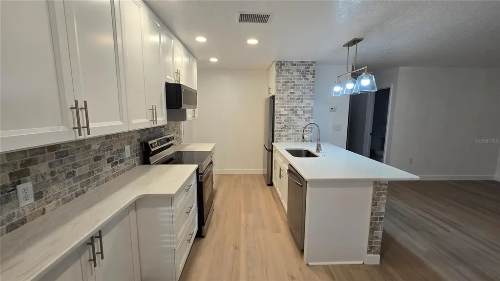 640 N Orange Avenue Orange City FL 32763