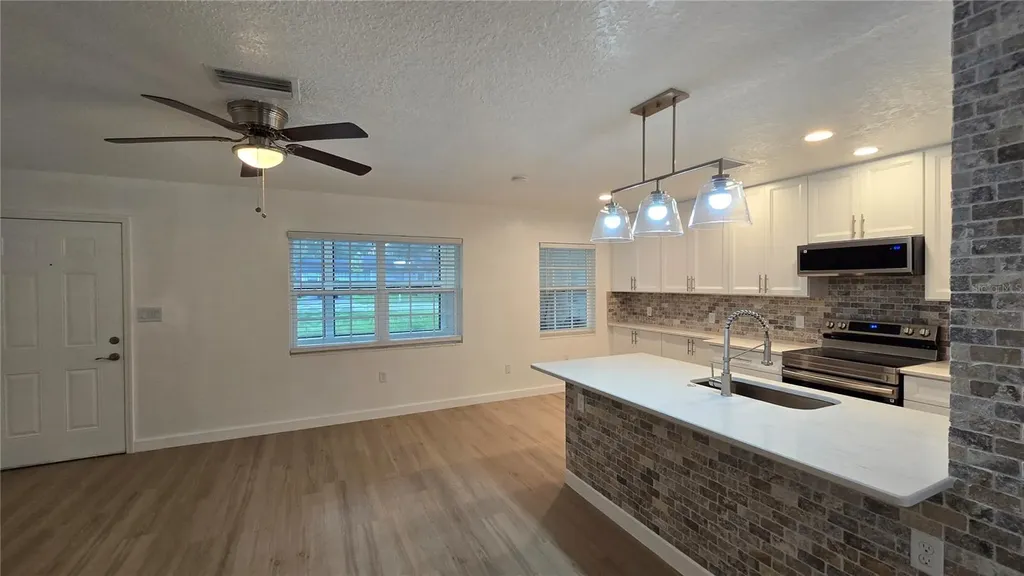 640 N Orange Avenue Orange City FL 32763