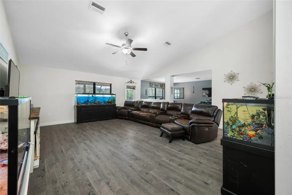 14311 Hill Country Lane Dade City FL 33525