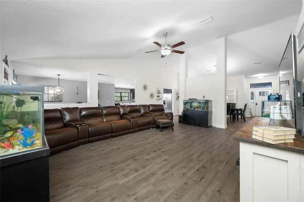 14311 Hill Country Lane Dade City FL 33525