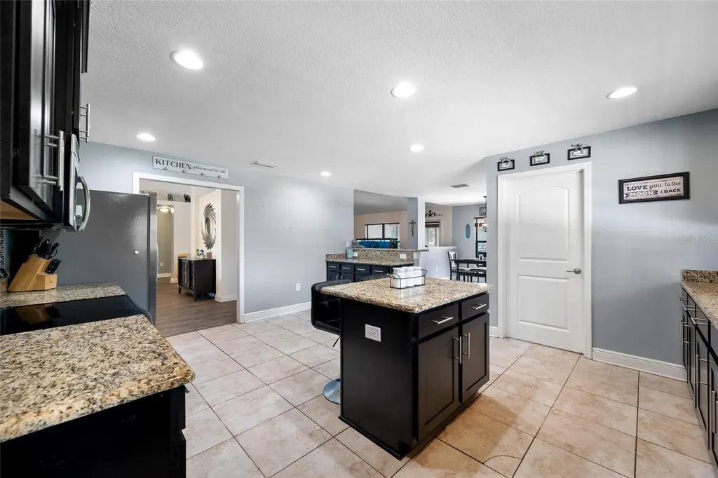14311 Hill Country Lane Dade City FL 33525