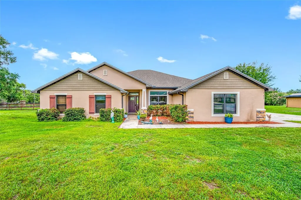 14311 Hill Country Lane Dade City FL 33525