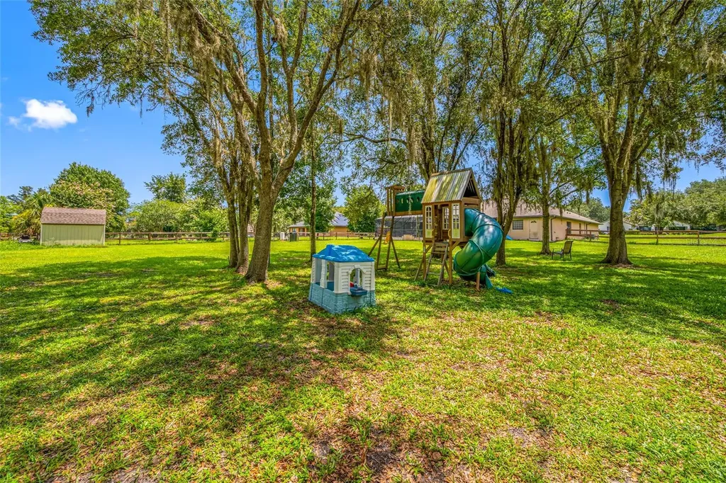 14311 Hill Country Lane Dade City FL 33525