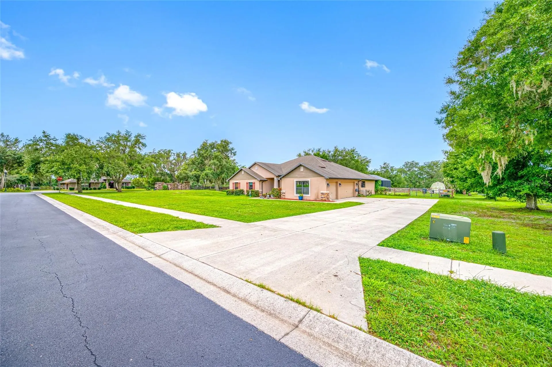 14311 Hill Country Lane Dade City FL 33525