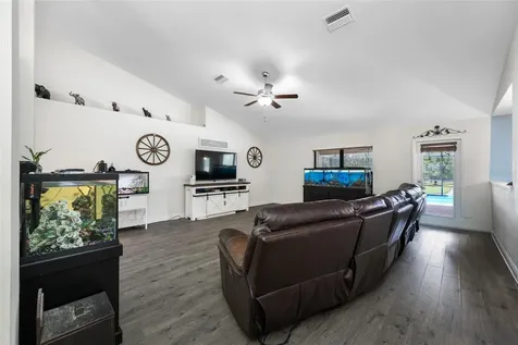 14311 Hill Country Lane Dade City FL 33525