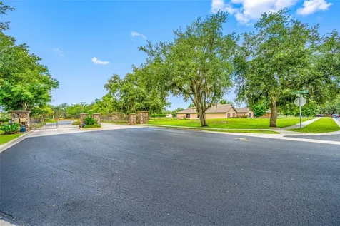 14311 Hill Country Lane Dade City FL 33525