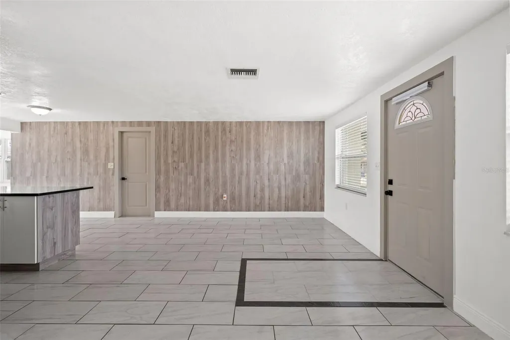 1414 Russel Lane Holiday FL 34691