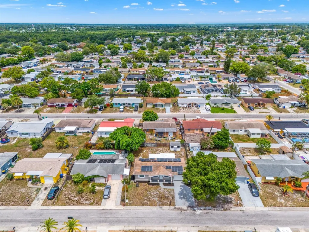1414 Russel Lane Holiday FL 34691