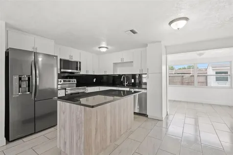 1414 Russel Lane Holiday FL 34691