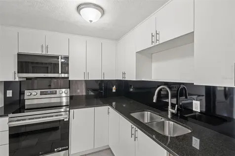 1414 Russel Lane Holiday FL 34691