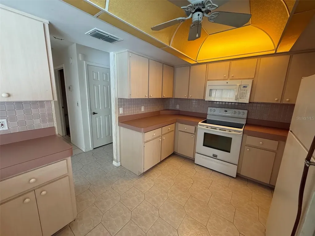 2037 Finland Drive Spring Hill FL 34609