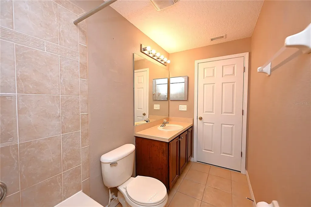 5360 River Rock Road Lakeland FL 33809