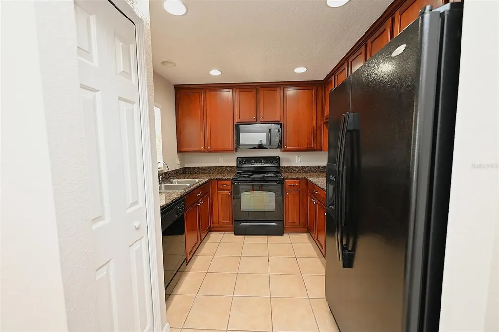 5360 River Rock Road Lakeland FL 33809