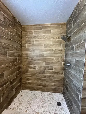 821 S Solandra Drive Orlando FL 32807