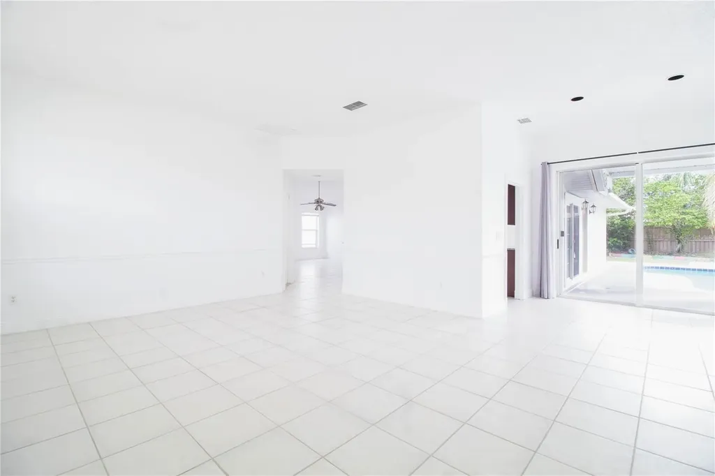 2782 Picadilly Circle Kissimmee FL 34747