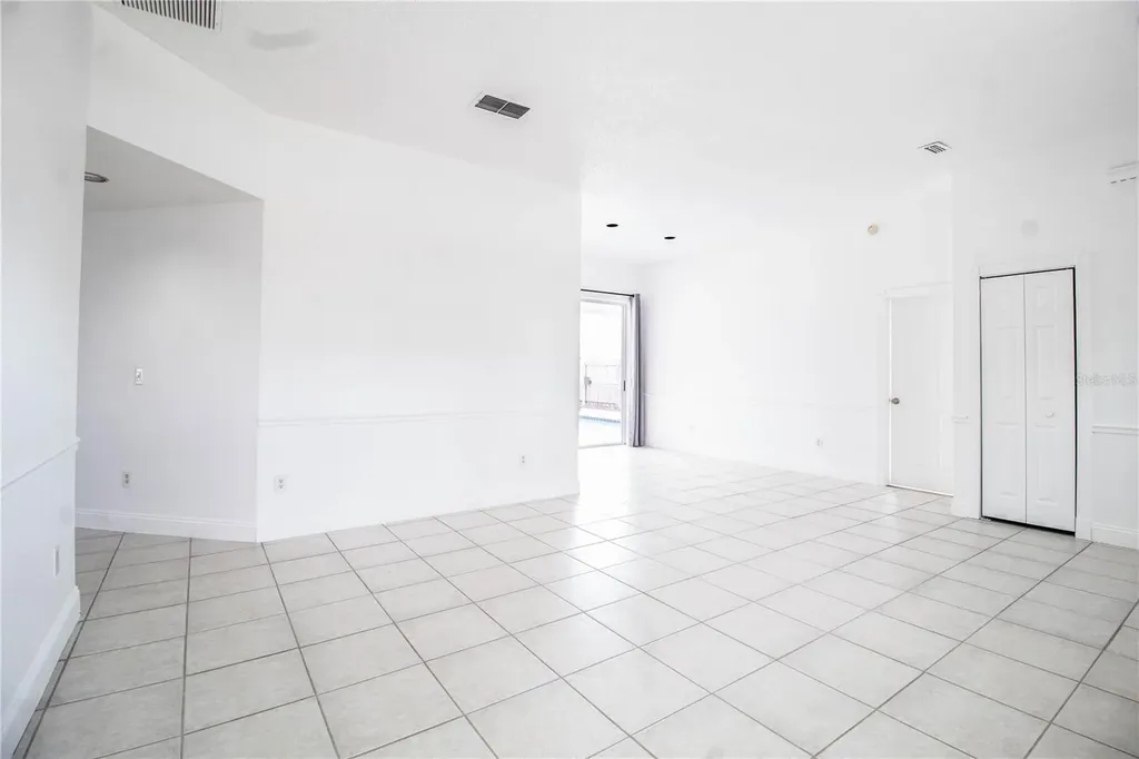 2782 Picadilly Circle Kissimmee FL 34747