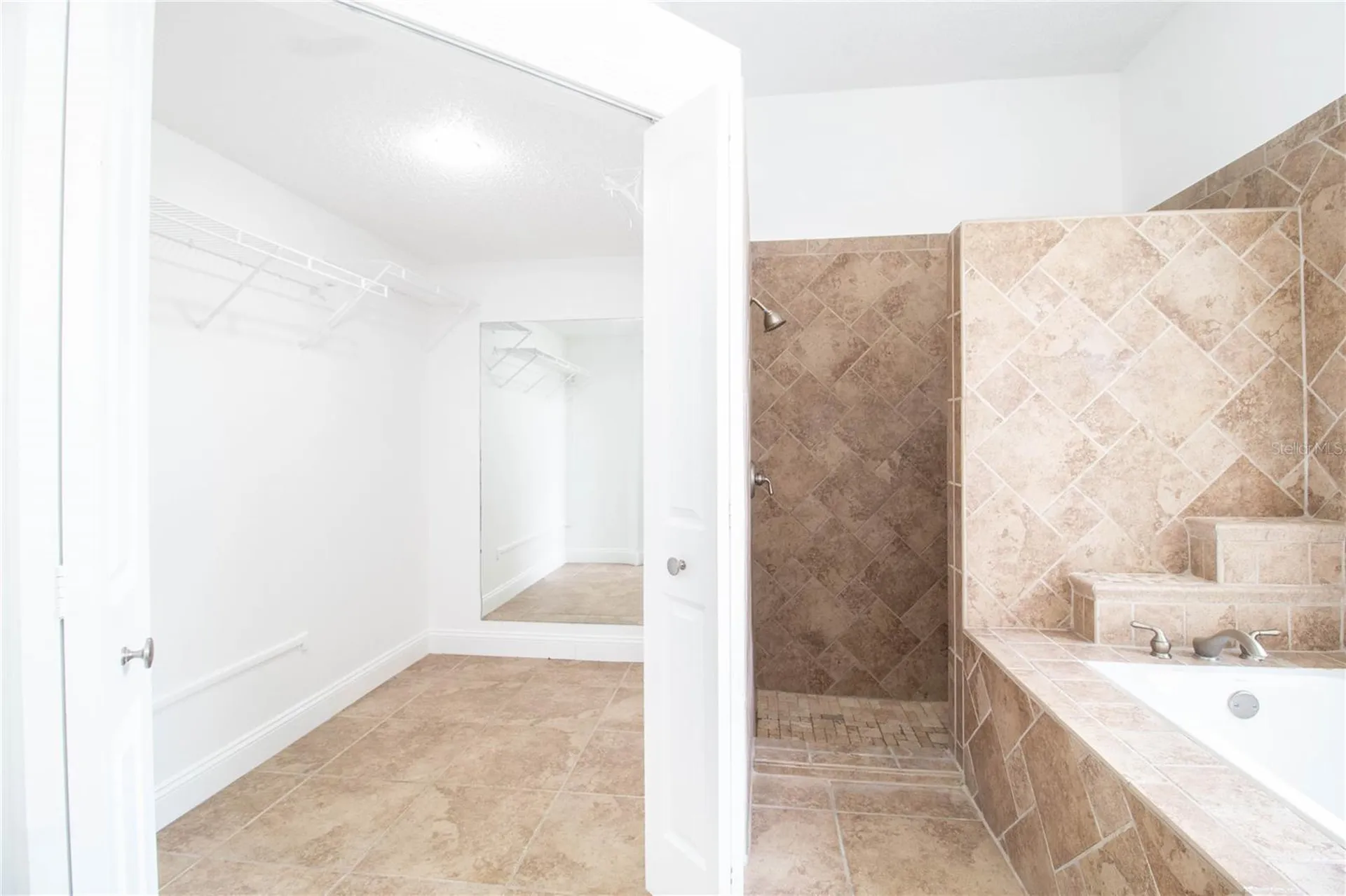 2782 Picadilly Circle Kissimmee FL 34747