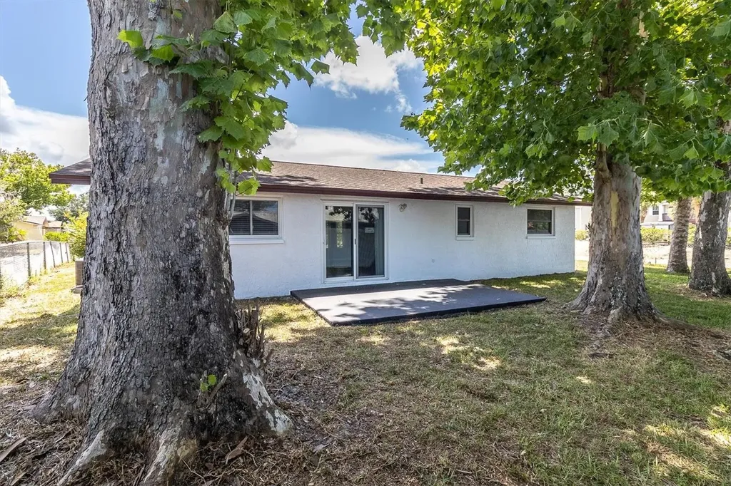 9031 Crabtree Lane Port Richey FL 34668