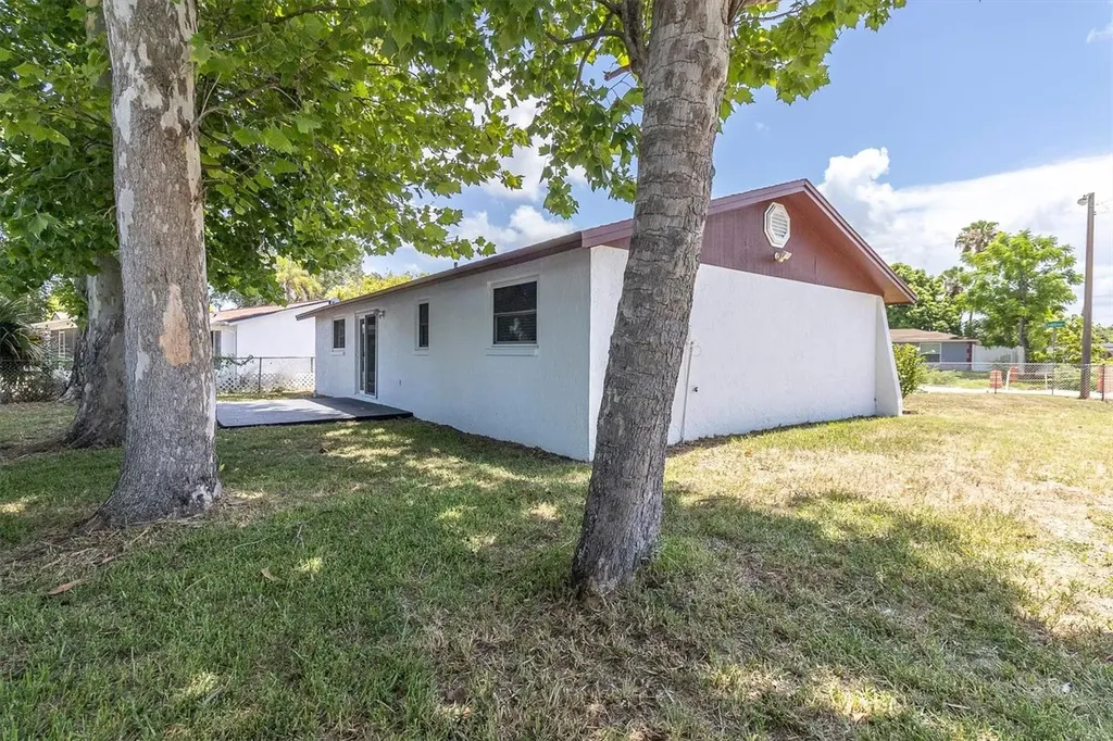 9031 Crabtree Lane Port Richey FL 34668