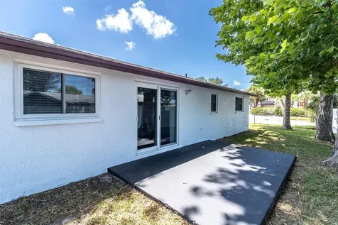 9031 Crabtree Lane Port Richey FL 34668