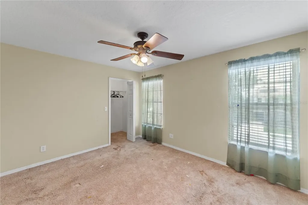 6110 39th Court E Bradenton FL 34203