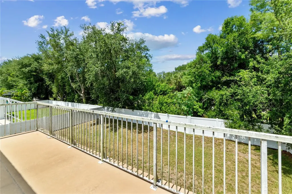 6110 39th Court E Bradenton FL 34203