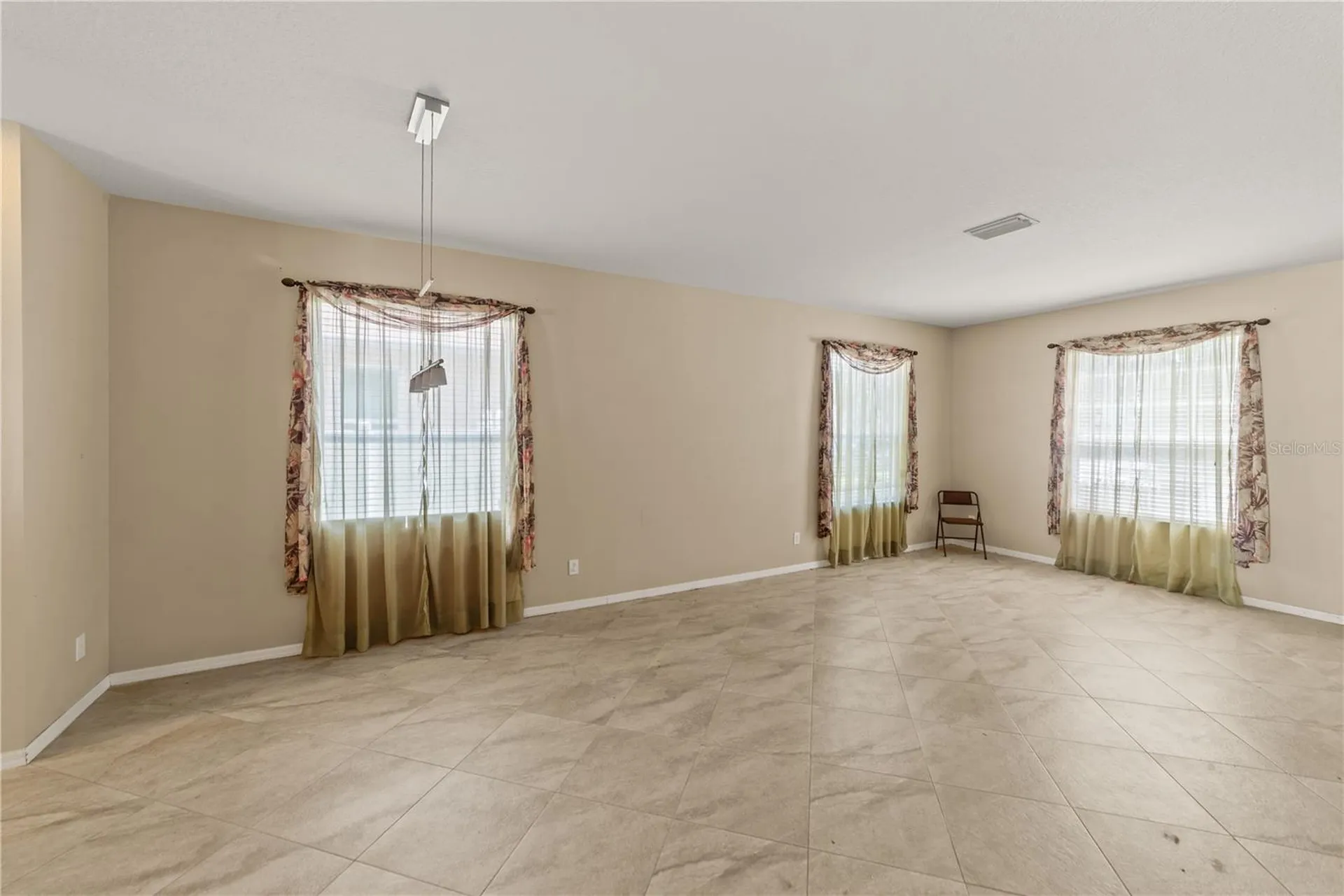 6110 39th Court E Bradenton FL 34203