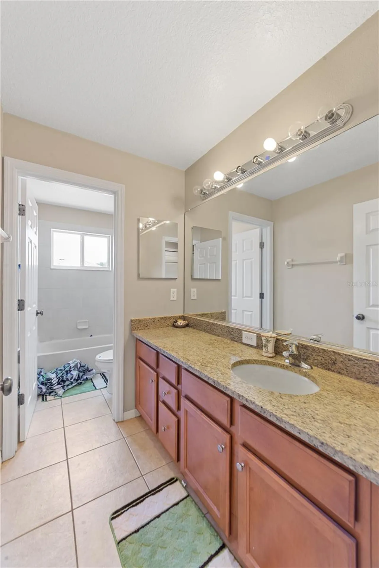 6110 39th Court E Bradenton FL 34203