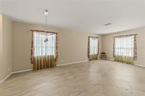 6110 39th Court E Bradenton FL 34203