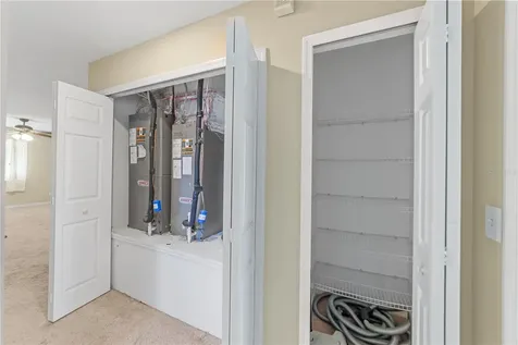 6110 39th Court E Bradenton FL 34203