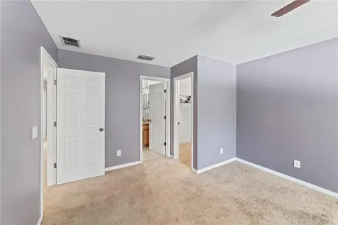 6110 39th Court E Bradenton FL 34203