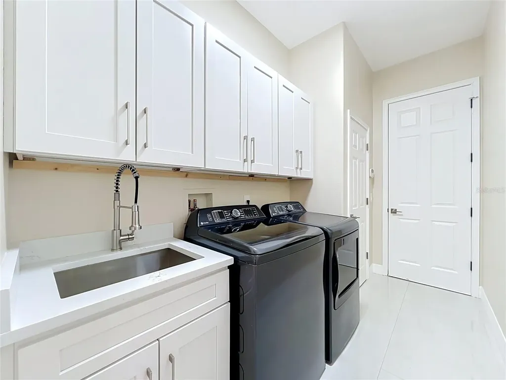 7426 Pointe Venezia Drive Orlando FL 32836