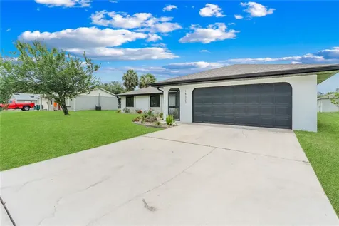 18323 Cortland Avenue Port Charlotte FL 33948