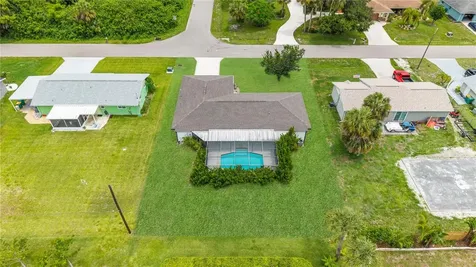 18323 Cortland Avenue Port Charlotte FL 33948