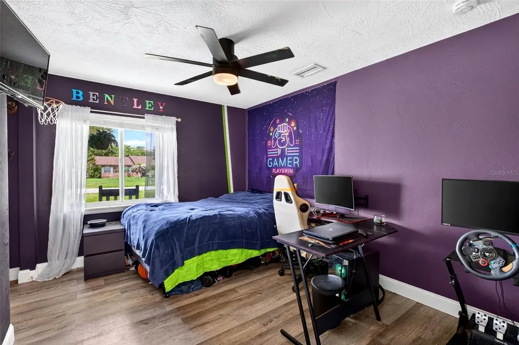 1115 Woodside Drive Daytona Beach FL 32117