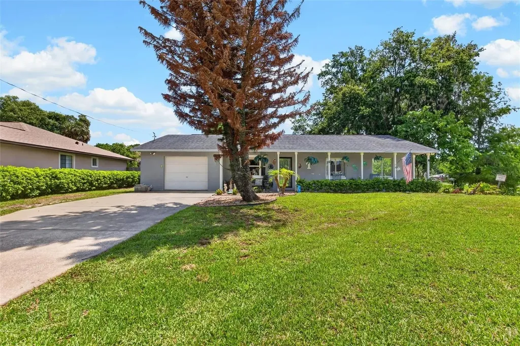 1115 Woodside Drive Daytona Beach FL 32117