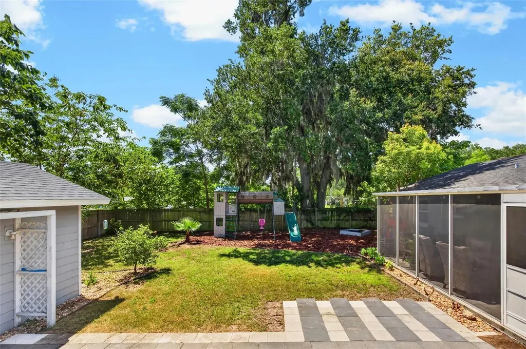1115 Woodside Drive Daytona Beach FL 32117