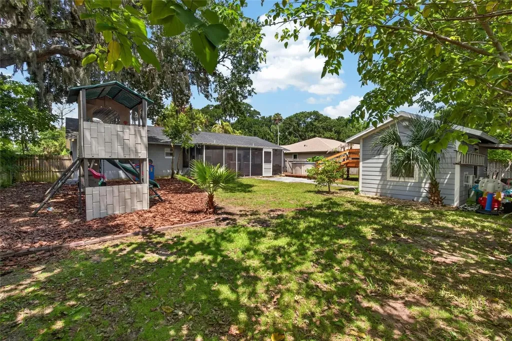 1115 Woodside Drive Daytona Beach FL 32117
