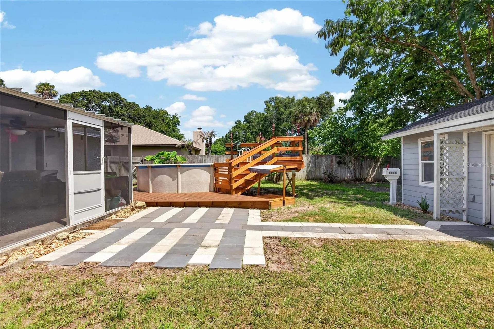 1115 Woodside Drive Daytona Beach FL 32117