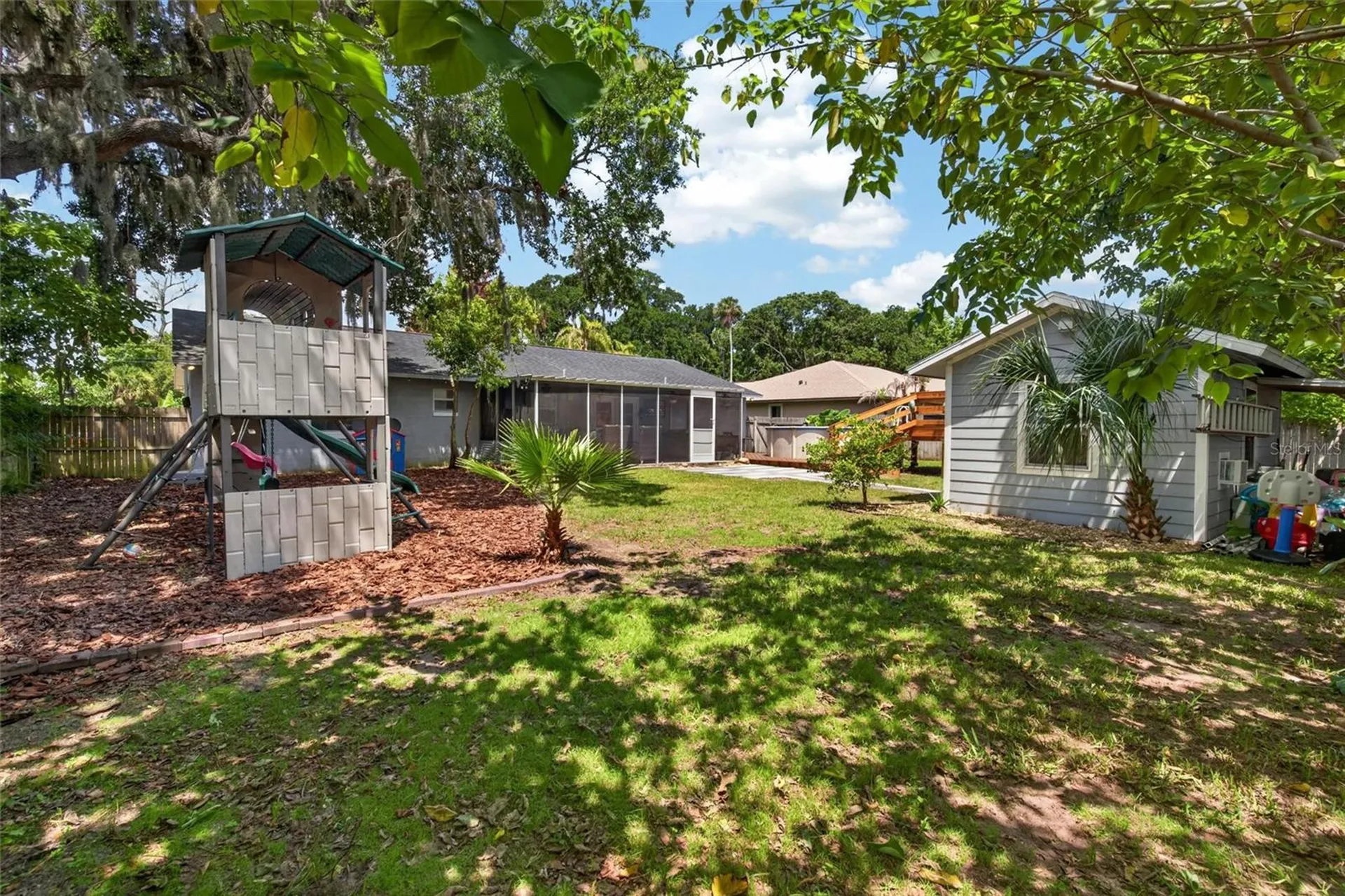 1115 Woodside Drive Daytona Beach FL 32117